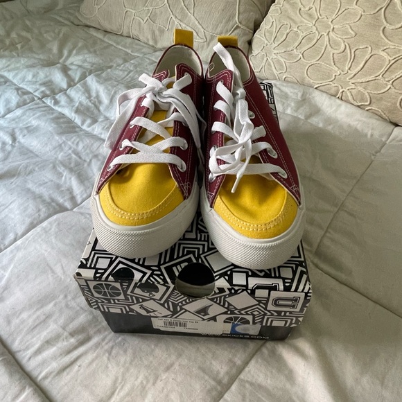 ASU fanatics shoes - Picture 3 of 5